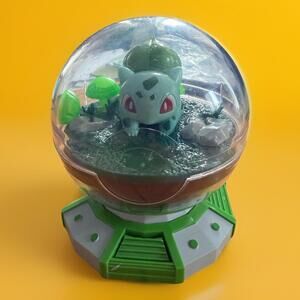 2021 Nintendo Pokemon Bulbasaur Illuminated Pokeball Terrarium Light See Picture